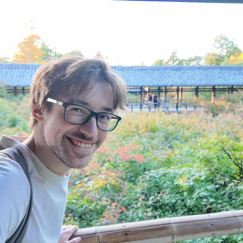 Quentin R. - Monteur et Motion Designer