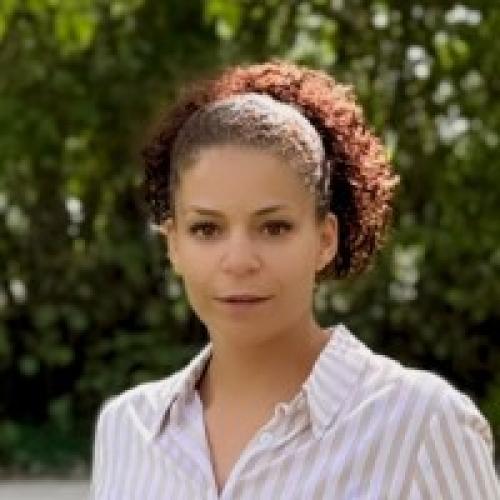 Laura L. - Consultant RH